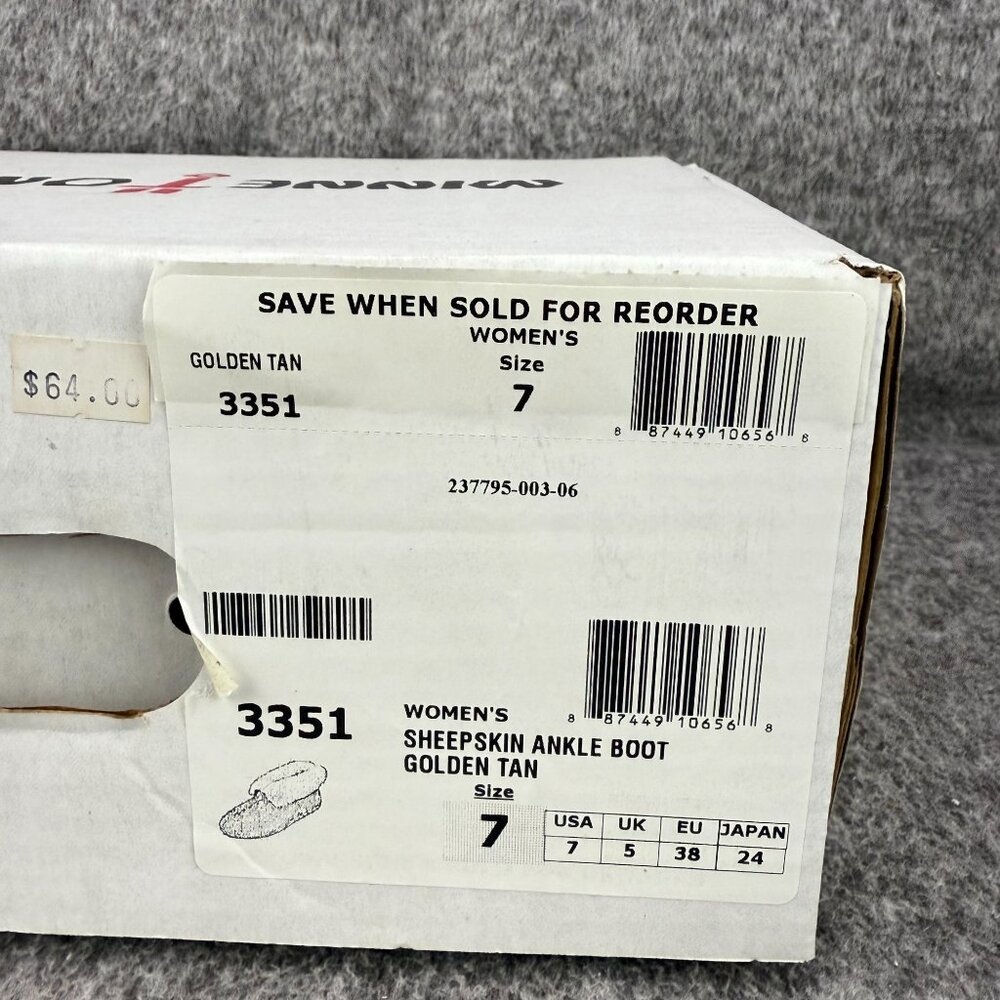 ✅Women's 7 Minnetonka Sheepskin Ankle Boot Golden Tan Slippers 3351 Moccasins - Picture 2 of 14